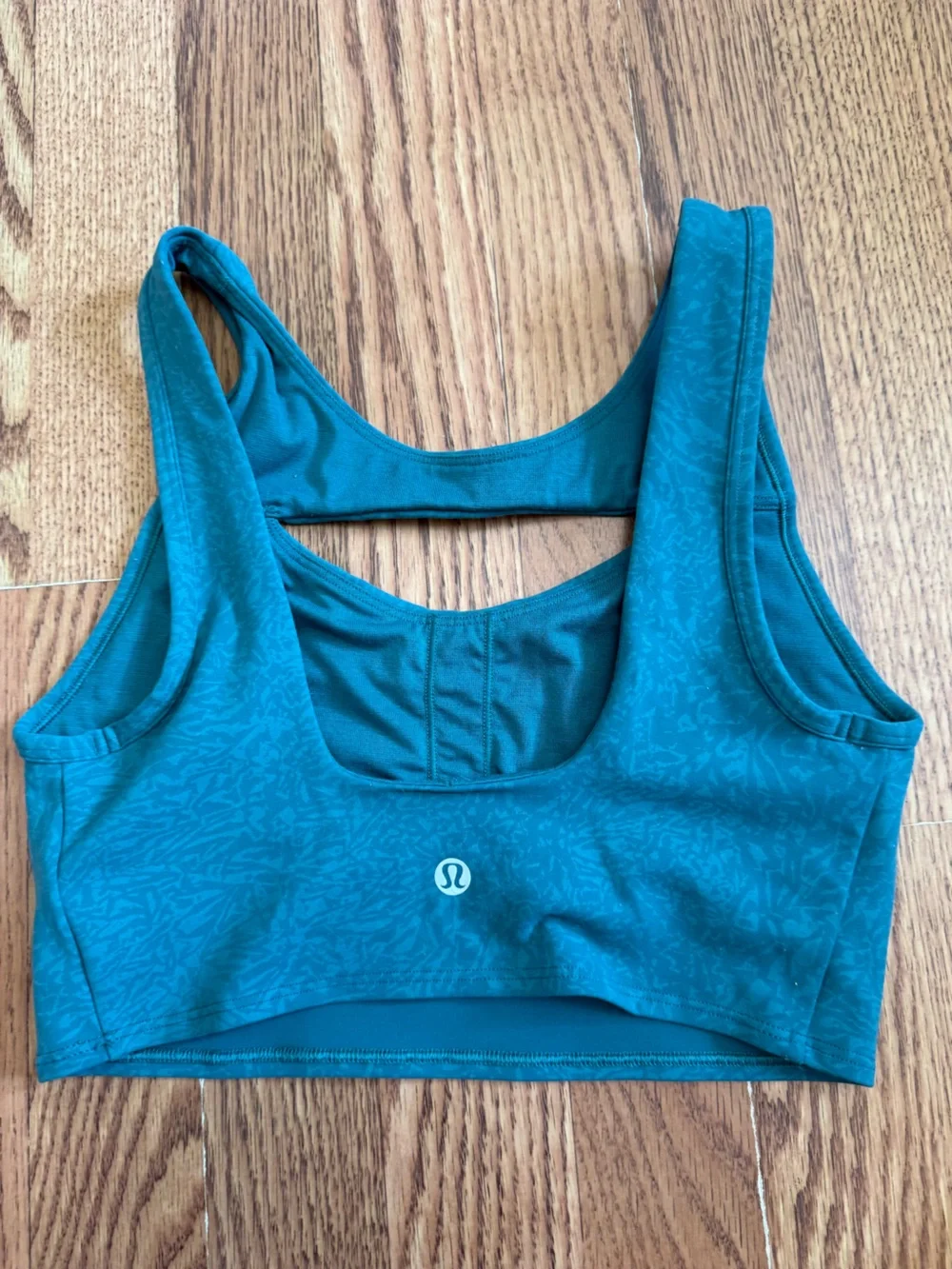 Lululemon Everlux Cut-Out Train Bra*Medium Support,B/C Cups Crunch Teal Lagoon